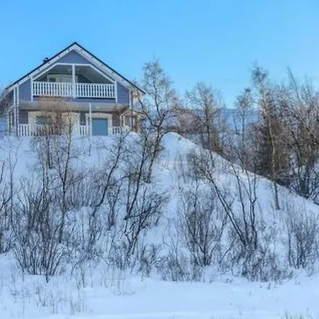 بيت للعطل Holiday Arctic *